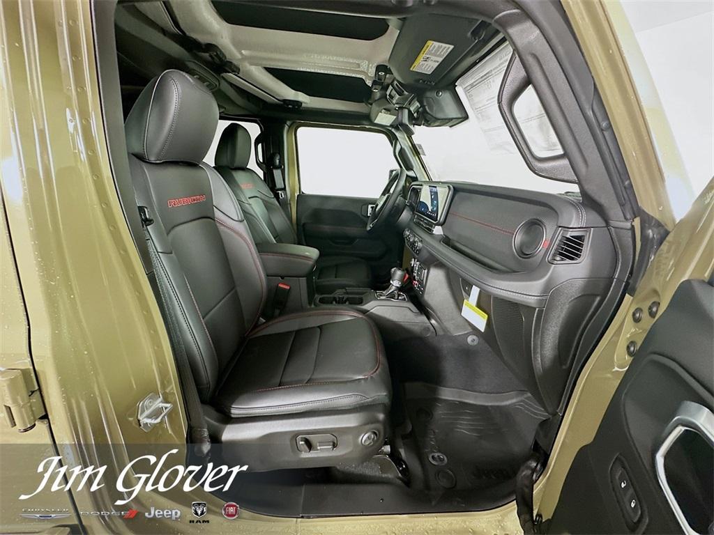 new 2025 Jeep Gladiator car, priced at $53,234