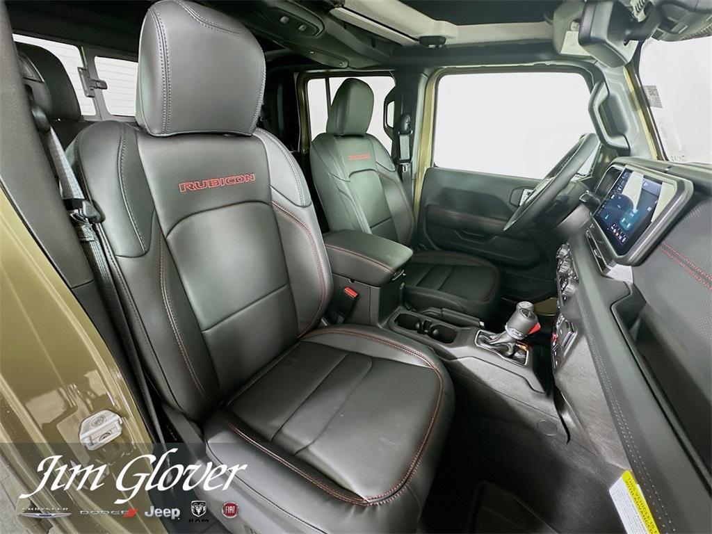 new 2025 Jeep Gladiator car, priced at $53,234