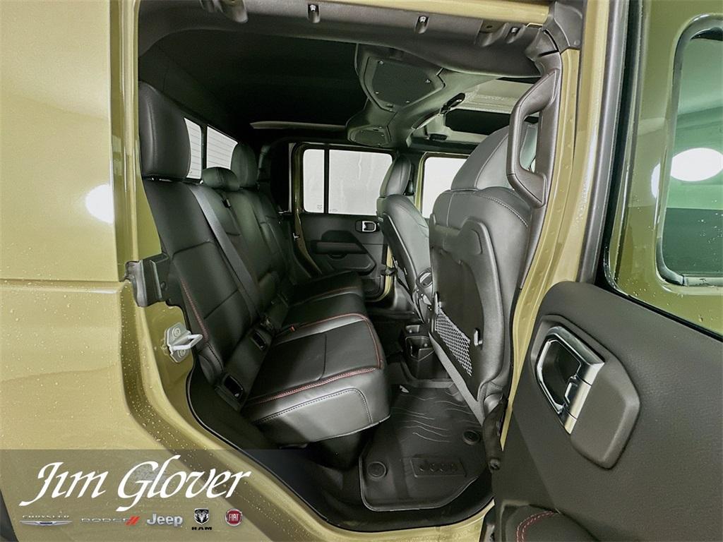 new 2025 Jeep Gladiator car, priced at $53,234