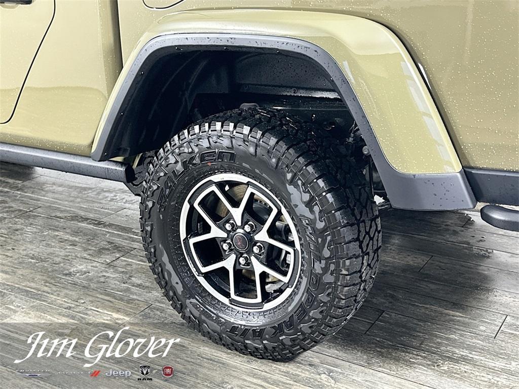 new 2025 Jeep Gladiator car, priced at $53,234
