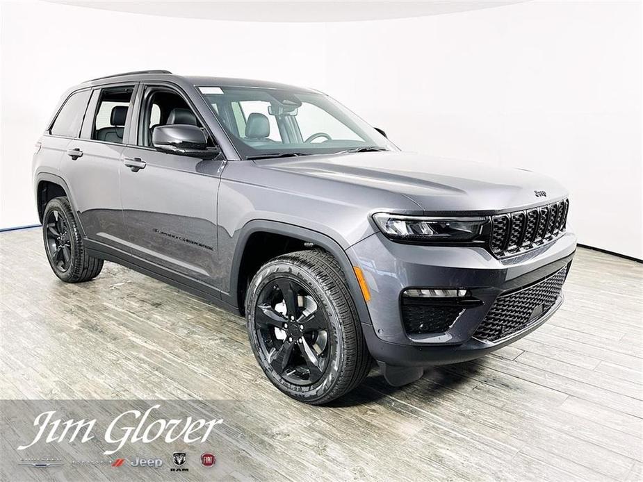 new 2024 Jeep Grand Cherokee car, priced at $48,955