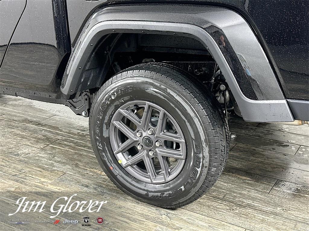 new 2025 Jeep Gladiator car, priced at $43,760