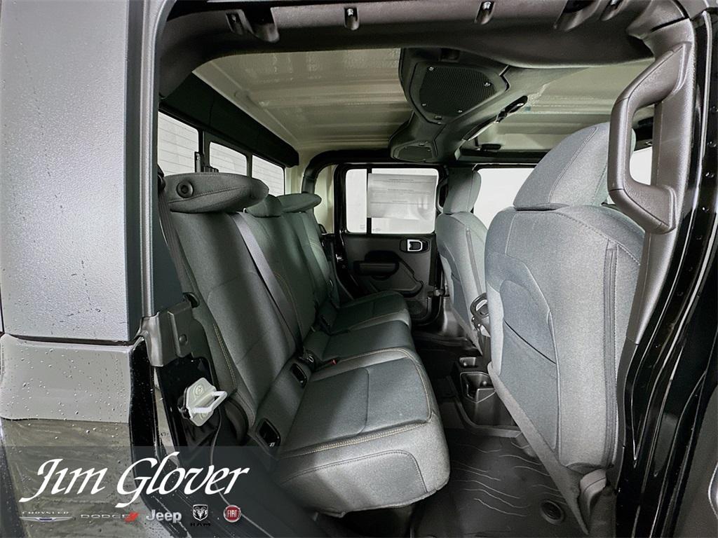 new 2025 Jeep Gladiator car, priced at $43,760