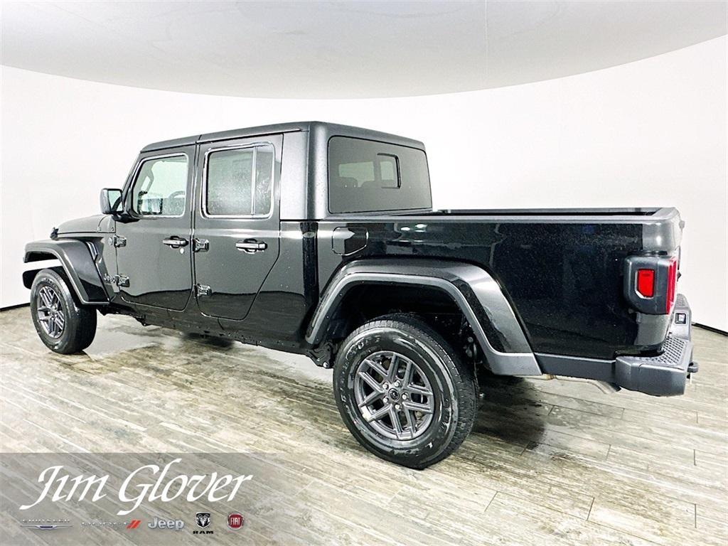 new 2025 Jeep Gladiator car, priced at $43,760