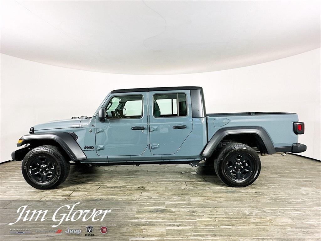 new 2025 Jeep Gladiator car, priced at $35,929