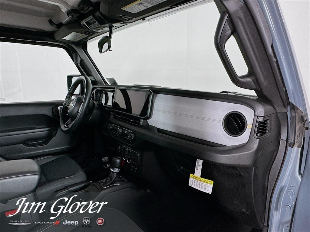 new 2025 Jeep Gladiator car, priced at $35,929