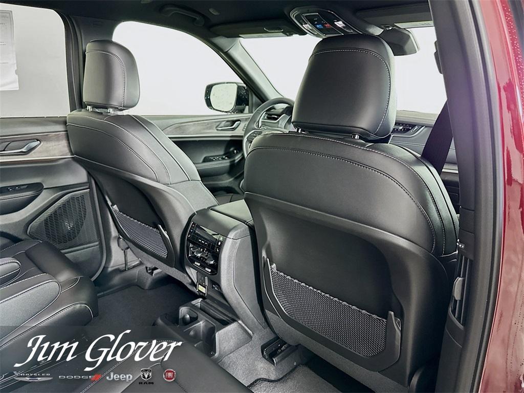 new 2025 Jeep Grand Cherokee L car, priced at $44,847