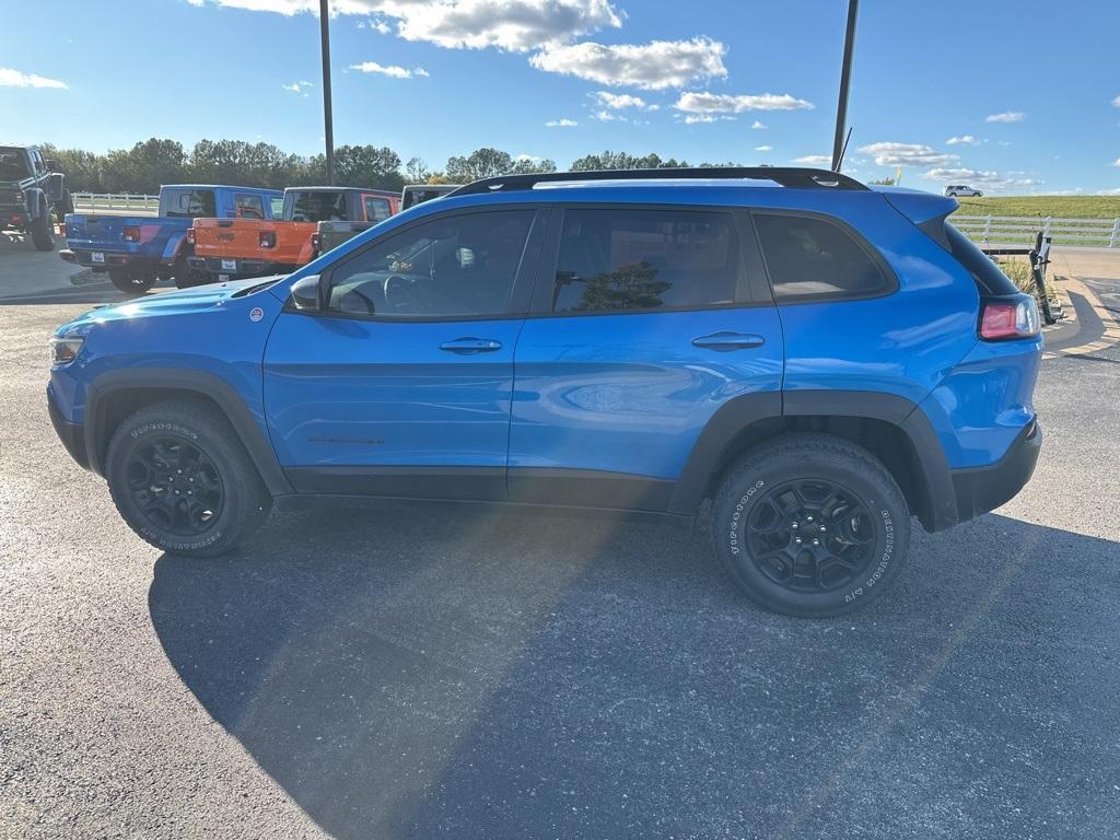 used 2022 Jeep Cherokee car, priced at $21,357