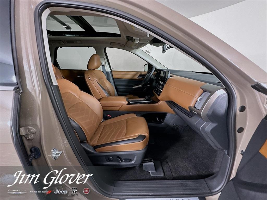 used 2024 Nissan Pathfinder car, priced at $41,889