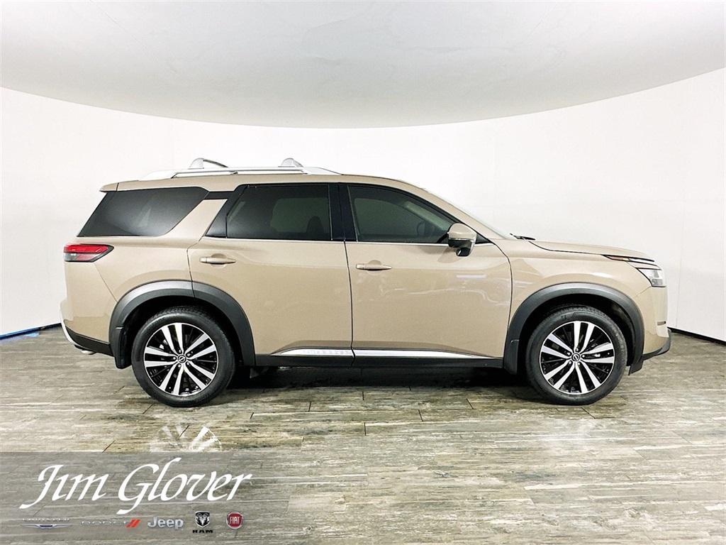 used 2024 Nissan Pathfinder car, priced at $41,889
