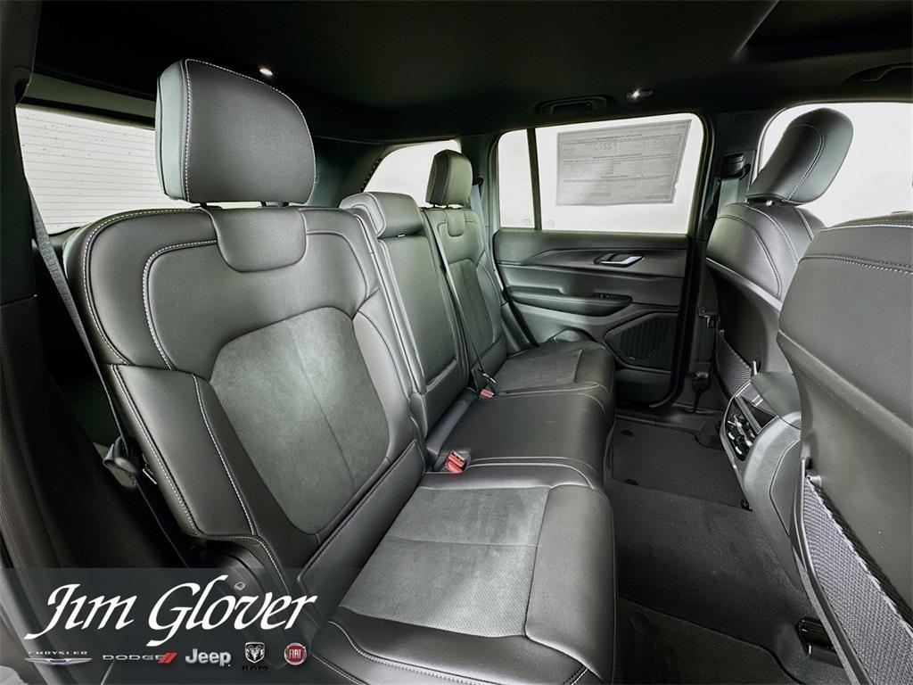new 2025 Jeep Grand Cherokee car, priced at $39,432