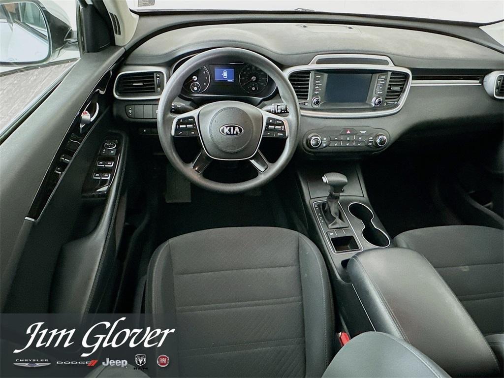 used 2020 Kia Sorento car, priced at $22,044