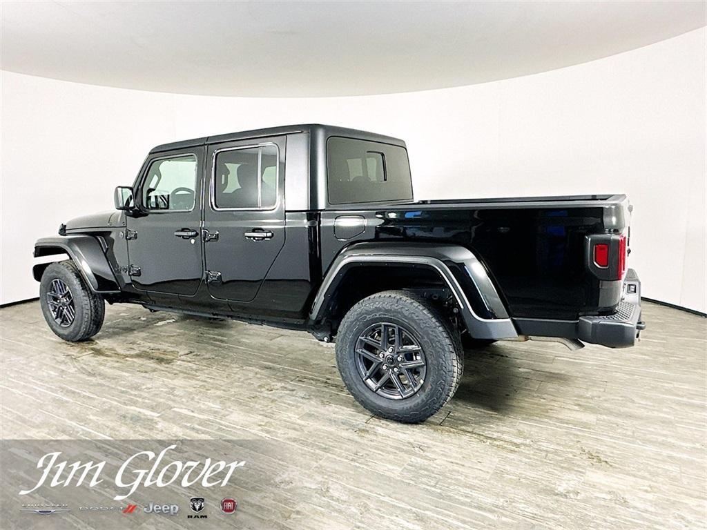 new 2025 Jeep Gladiator car, priced at $43,035