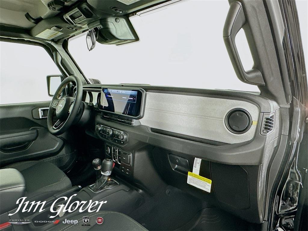 new 2025 Jeep Gladiator car, priced at $43,035