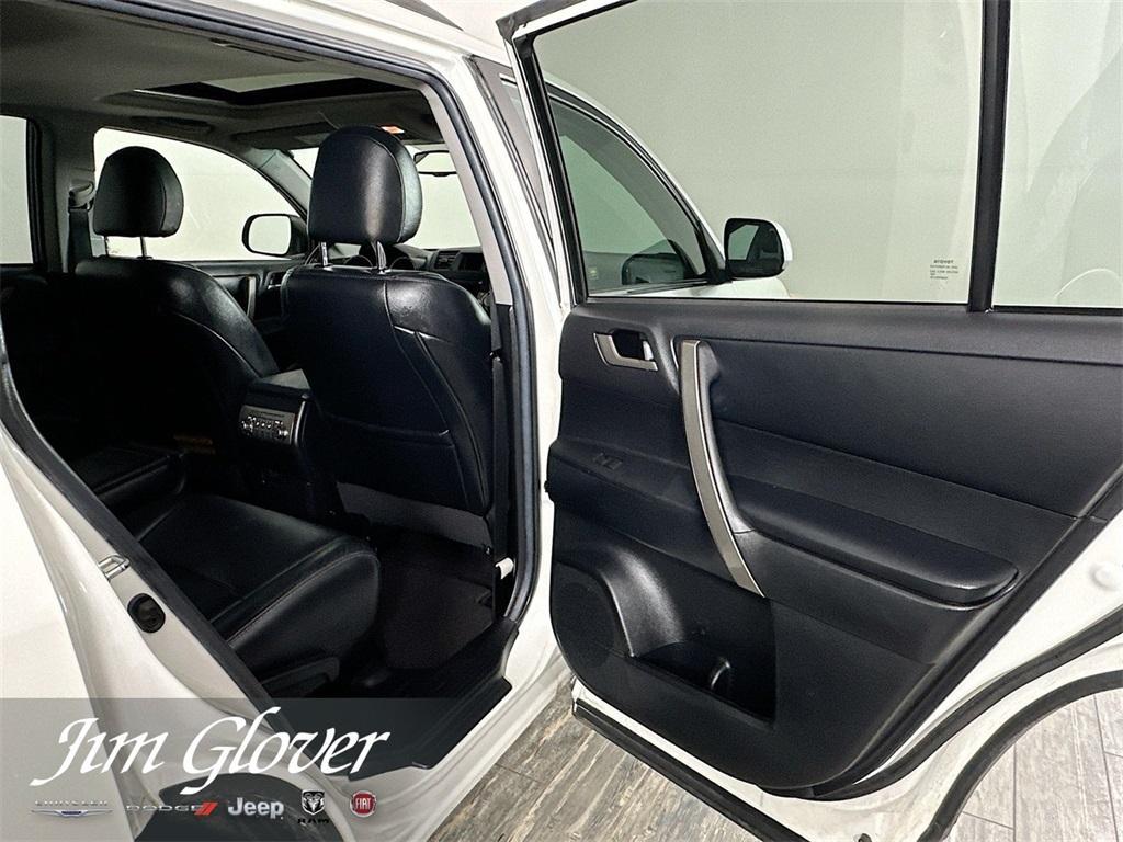 used 2012 Toyota Highlander car, priced at $12,245