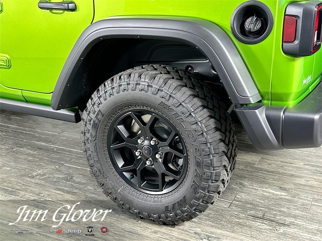 new 2025 Jeep Wrangler car, priced at $45,131
