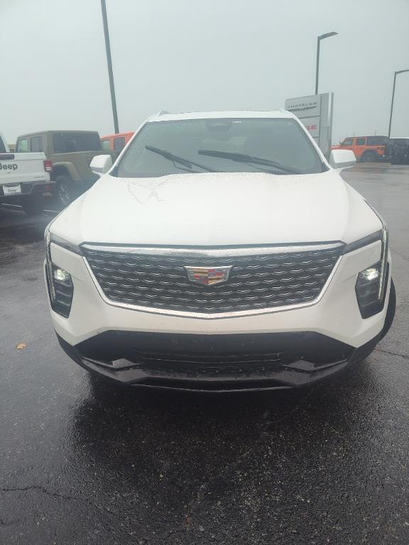 used 2024 Cadillac XT4 car, priced at $35,999