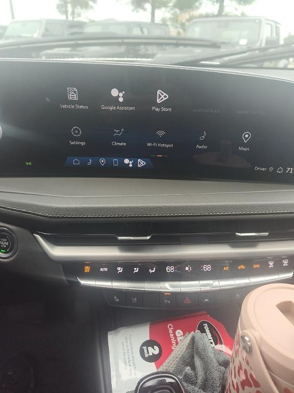 used 2024 Cadillac XT4 car, priced at $35,999