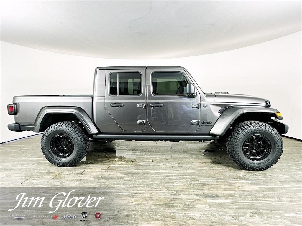 new 2025 Jeep Gladiator car, priced at $45,815