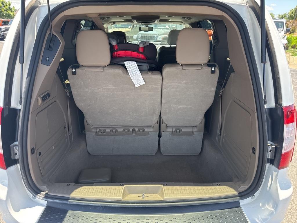 used 2016 Chrysler Town & Country car, priced at $12,787
