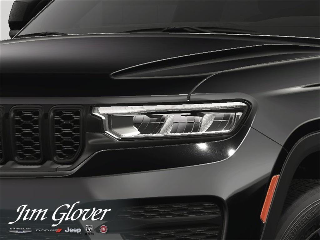 new 2025 Jeep Grand Cherokee car, priced at $39,025