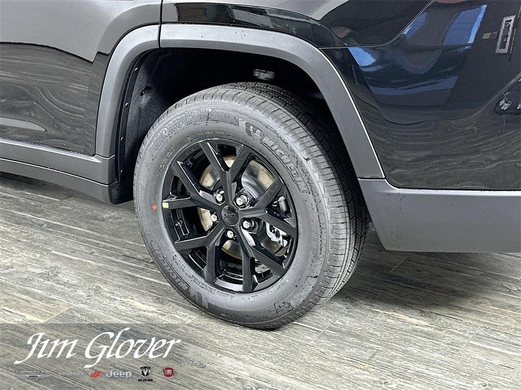 new 2025 Jeep Grand Cherokee L car, priced at $43,301