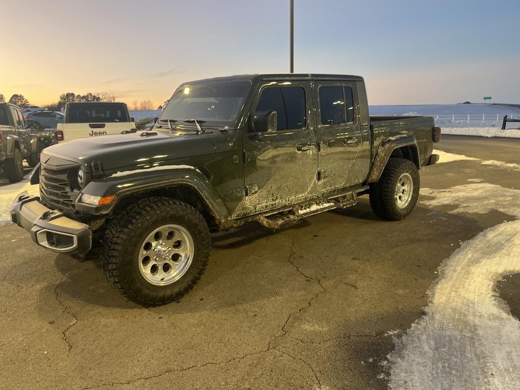 used 2023 Jeep Gladiator car, priced at $36,396