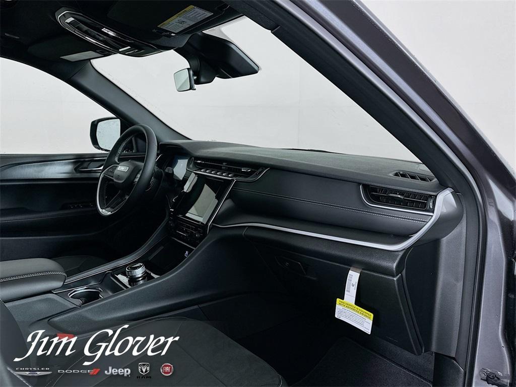 new 2025 Jeep Grand Cherokee L car, priced at $42,934