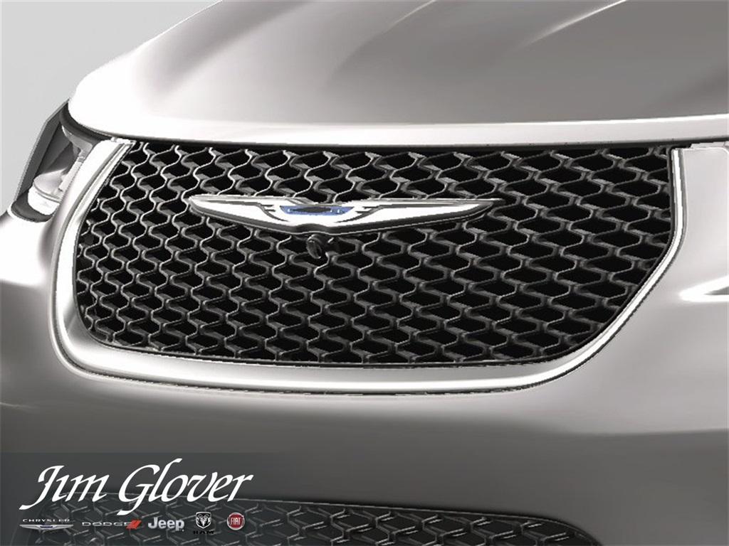 new 2025 Chrysler Pacifica car, priced at $42,007
