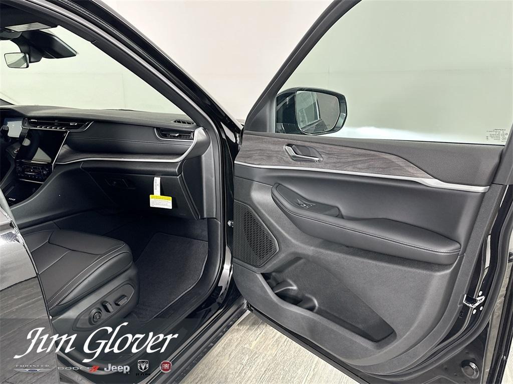 new 2025 Jeep Grand Cherokee L car, priced at $45,790