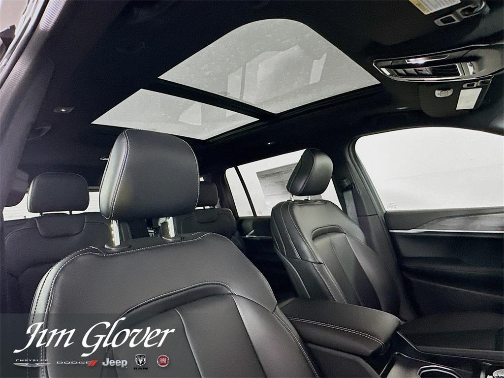 new 2025 Jeep Grand Cherokee L car, priced at $45,790