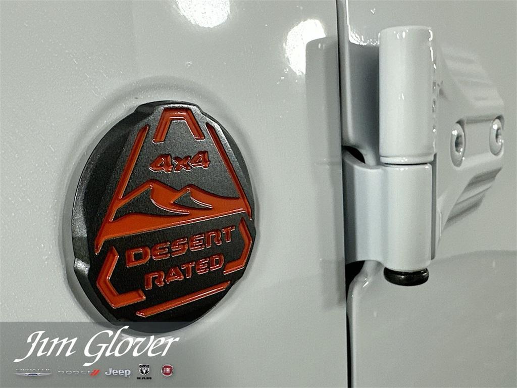 new 2025 Jeep Gladiator car, priced at $70,815