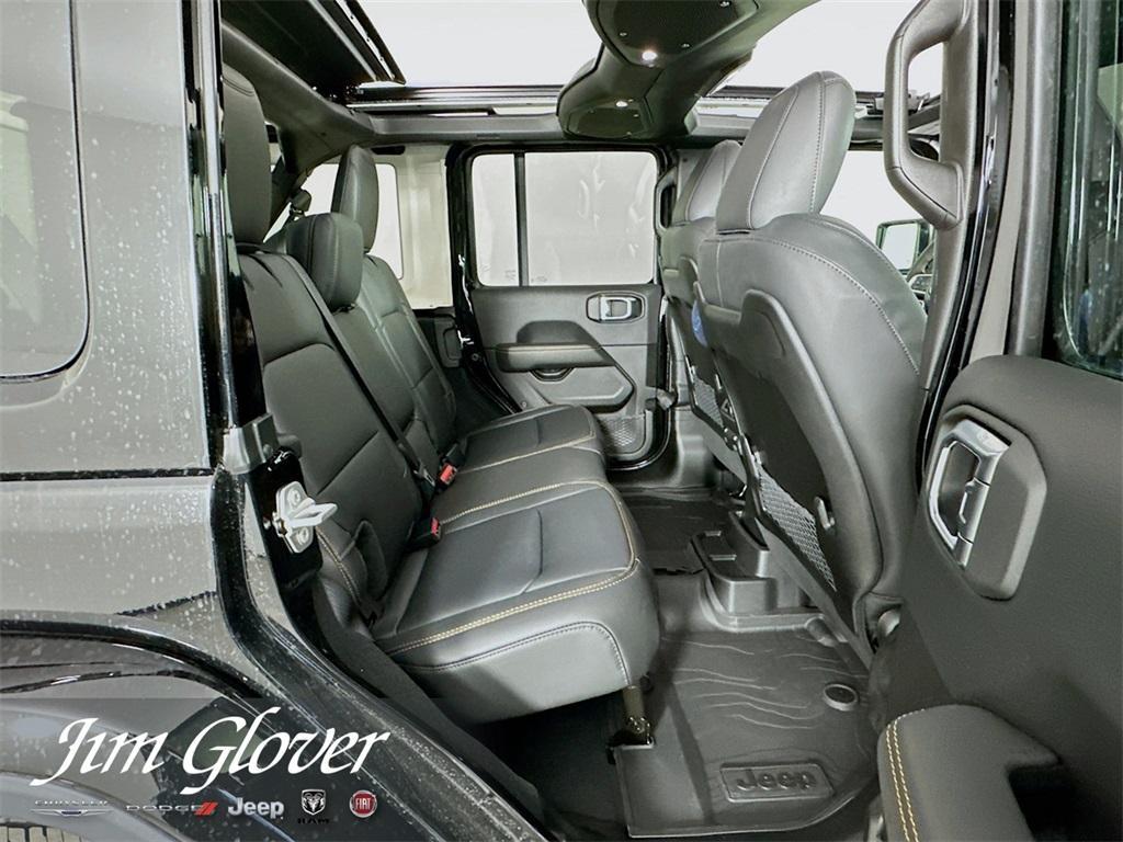 new 2025 Jeep Wrangler car, priced at $54,328