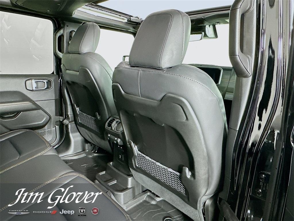 new 2025 Jeep Wrangler car, priced at $54,328