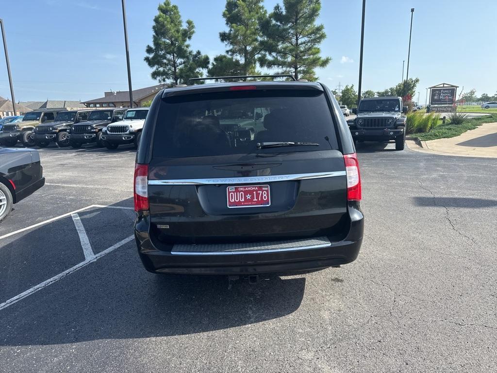 used 2014 Chrysler Town & Country car, priced at $7,176