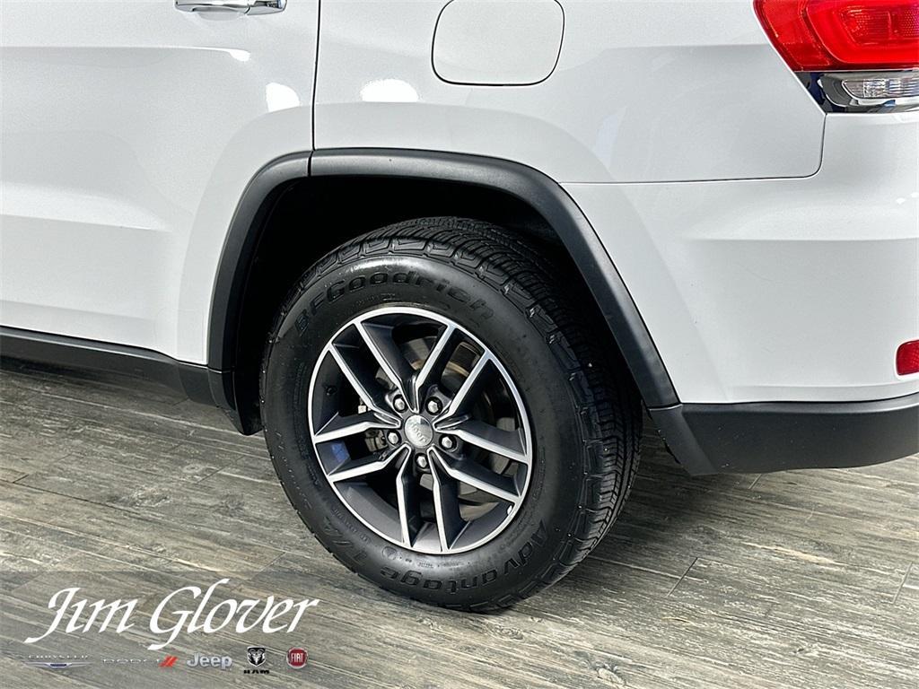 used 2018 Jeep Grand Cherokee car, priced at $15,307