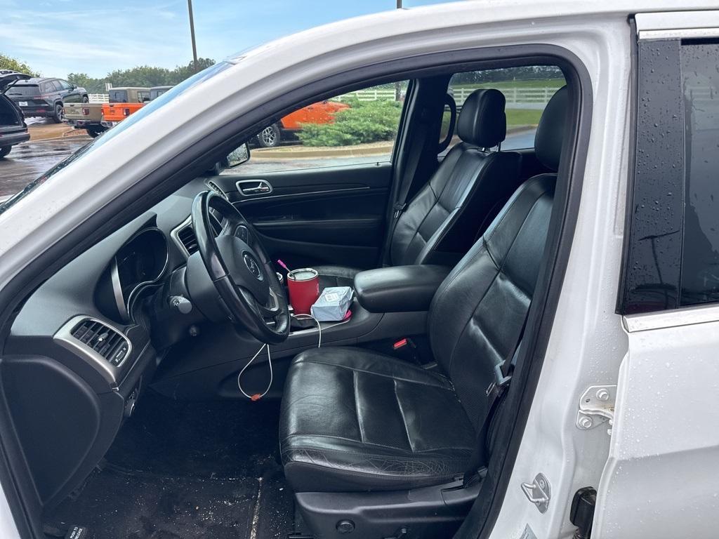used 2018 Jeep Grand Cherokee car, priced at $15,857