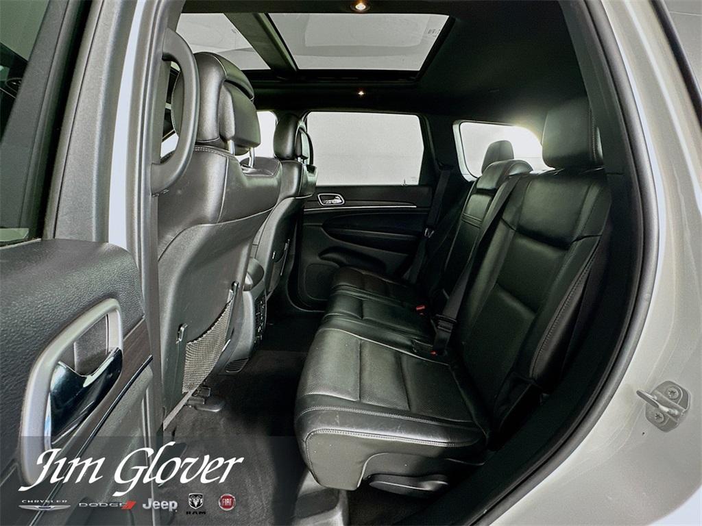 used 2018 Jeep Grand Cherokee car, priced at $15,307
