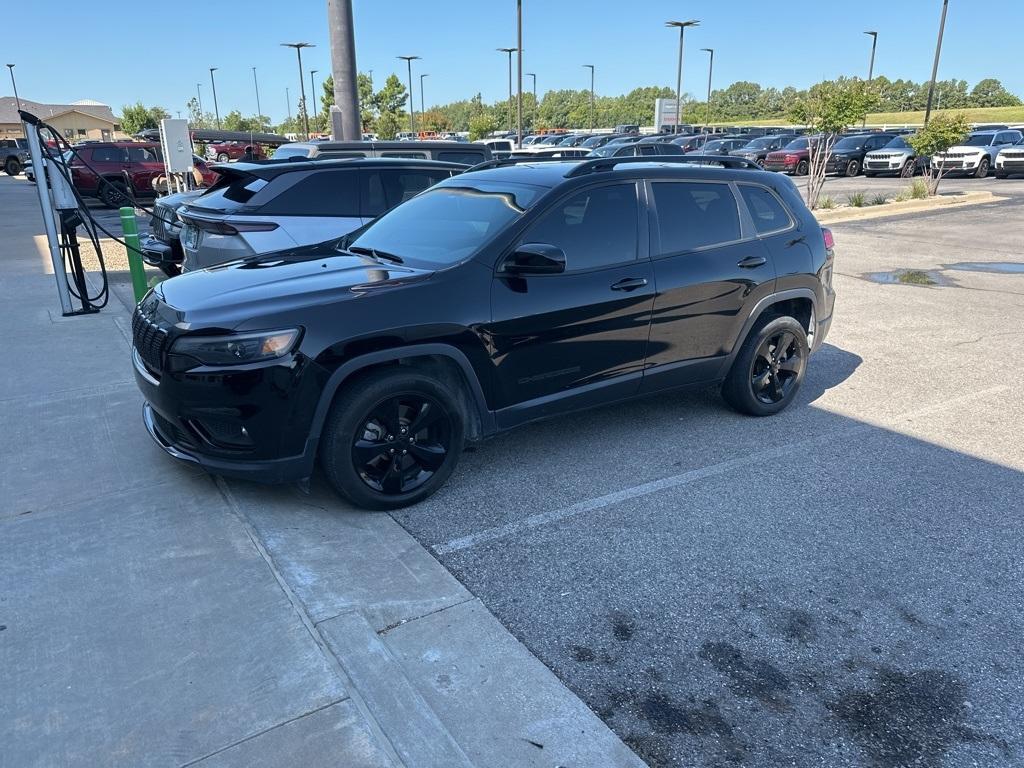 used 2020 Jeep Cherokee car, priced at $16,611