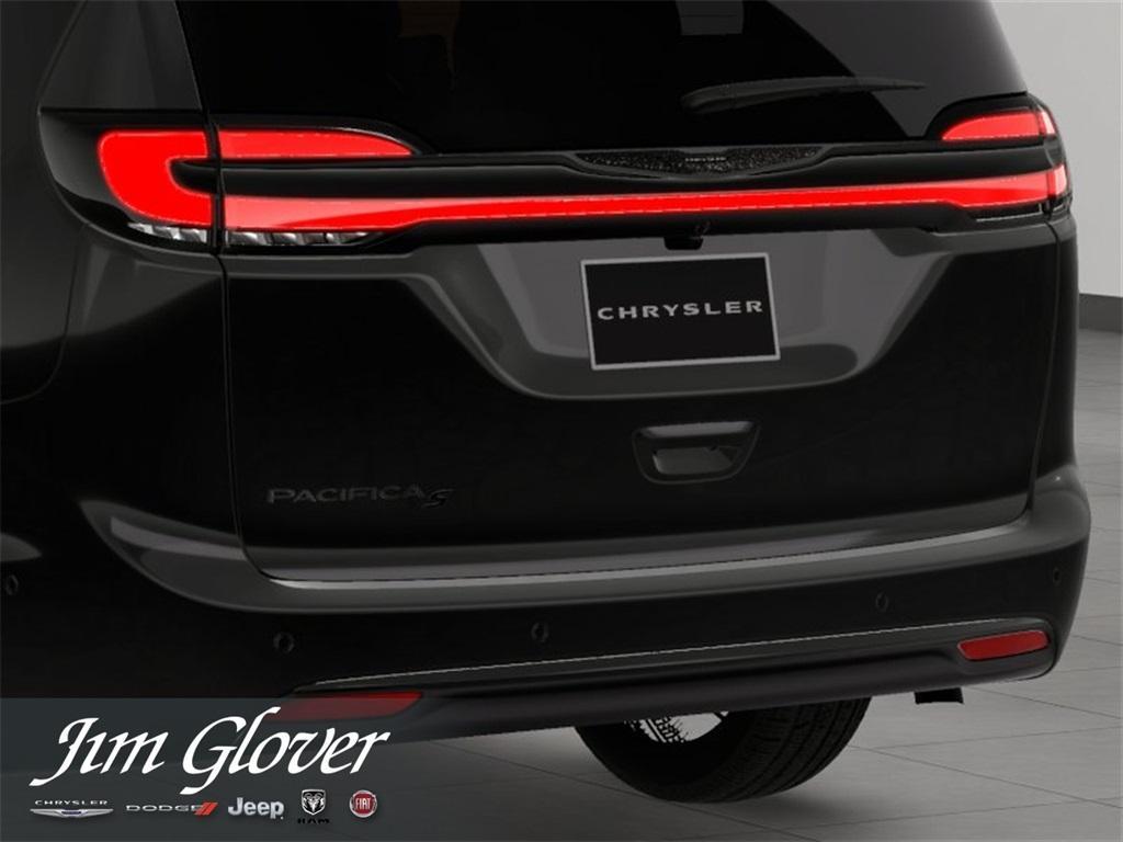 new 2026 Chrysler Pacifica car, priced at $43,118