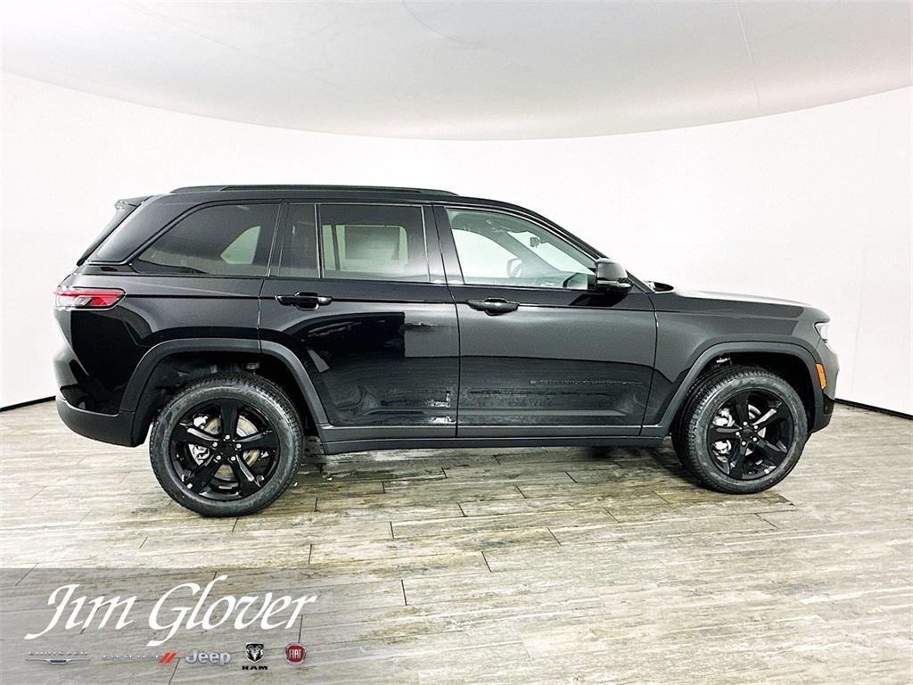 new 2025 Jeep Grand Cherokee car, priced at $49,955