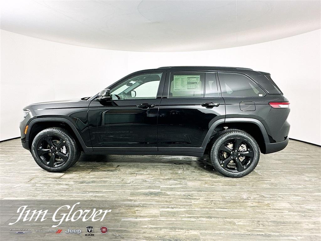 new 2025 Jeep Grand Cherokee car, priced at $49,955