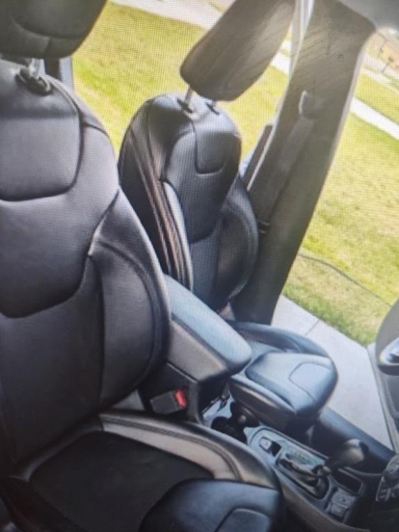 used 2020 Jeep Cherokee car, priced at $18,889