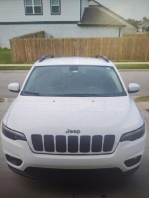 used 2020 Jeep Cherokee car, priced at $18,889