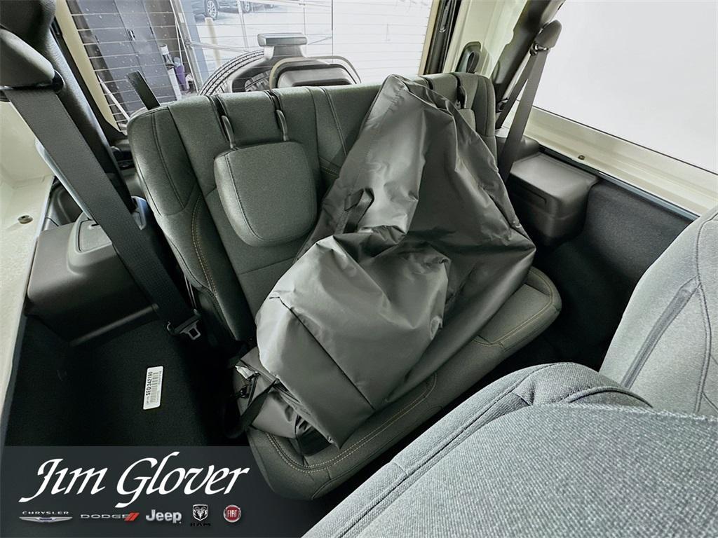 new 2025 Jeep Wrangler car, priced at $34,298