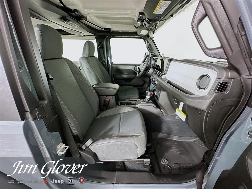 new 2025 Jeep Wrangler car, priced at $34,298