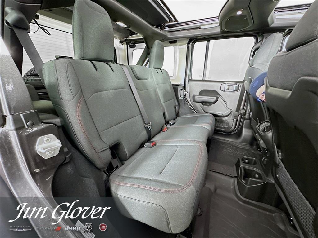 new 2025 Jeep Wrangler car, priced at $61,148