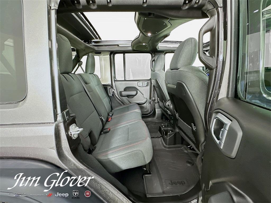new 2025 Jeep Wrangler car, priced at $61,148