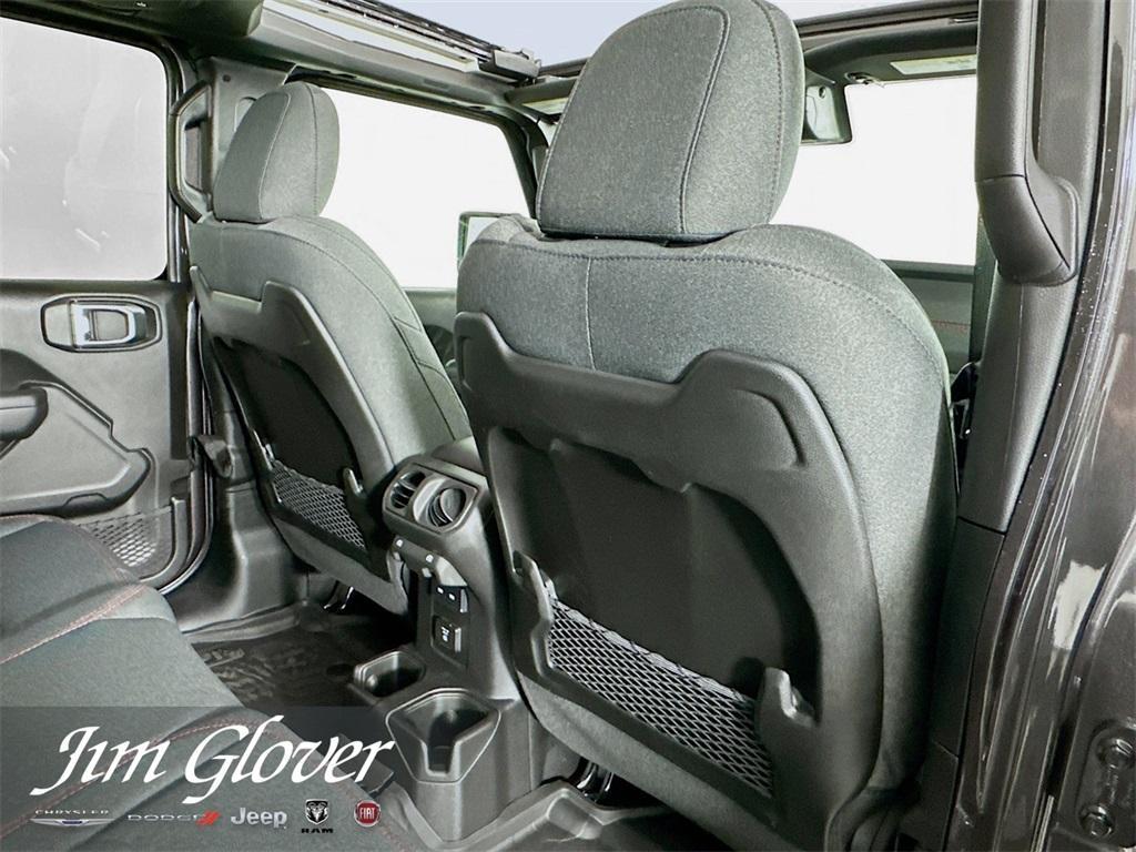 new 2025 Jeep Wrangler car, priced at $61,148