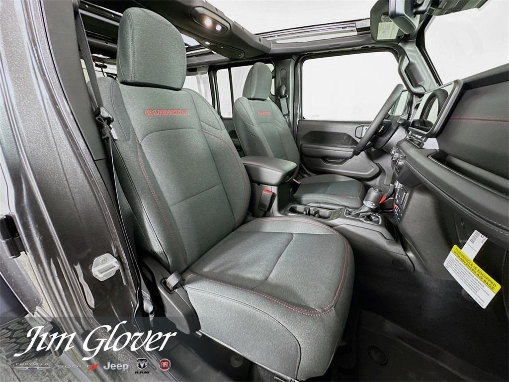 new 2025 Jeep Wrangler car, priced at $61,148